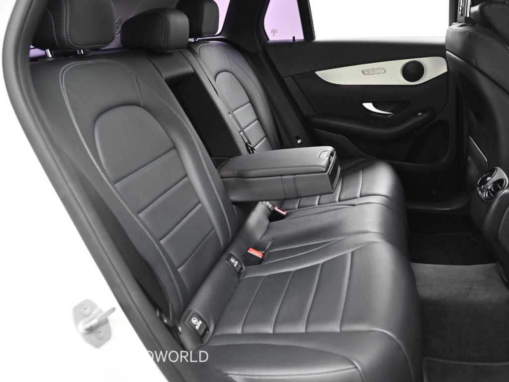 Mercedes Benz GLC Class - Vista 12