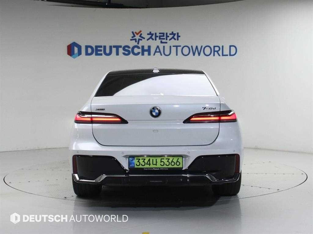 BMW 7 Series - Vista 4