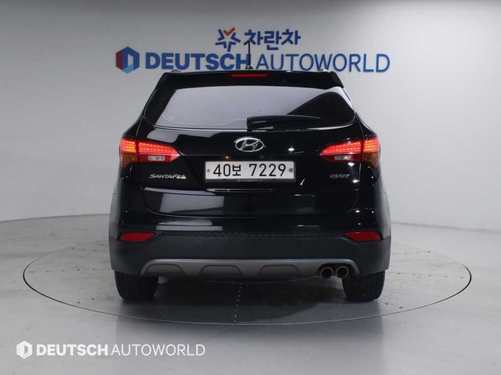 HYUNDAI Santa Fe - Vista 4