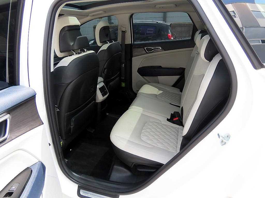 KIA Sportage - Vista 6