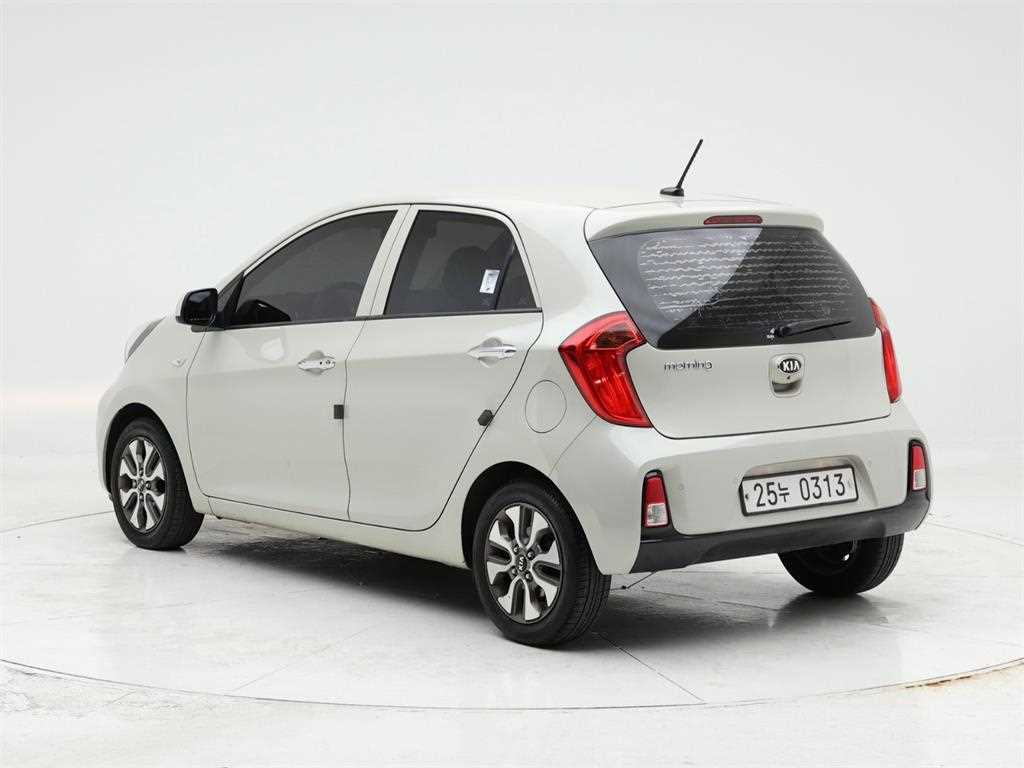 KIA Morning - Vista 4