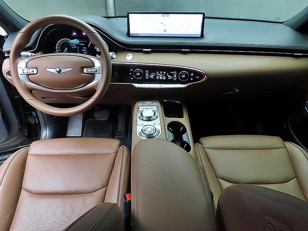 Genesis GV70 - Vista 7