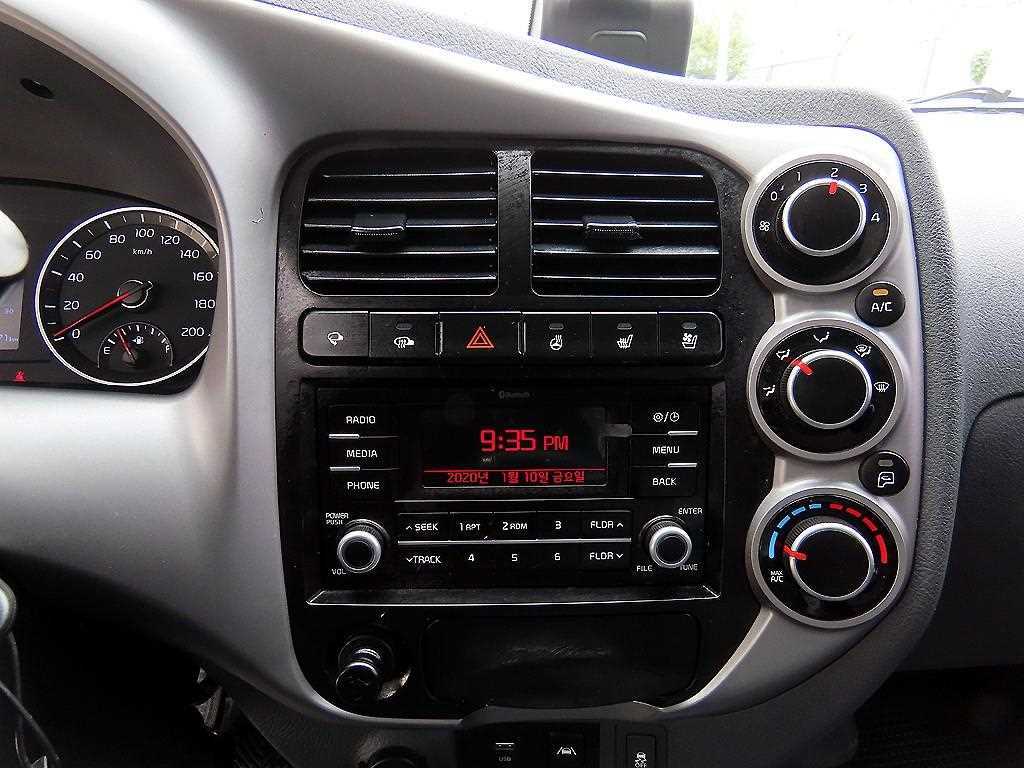 Small Truck Normal Box(High Deck) 2024 Blanco - Importación desde Corea - HF Imports Iquique - Foto 14