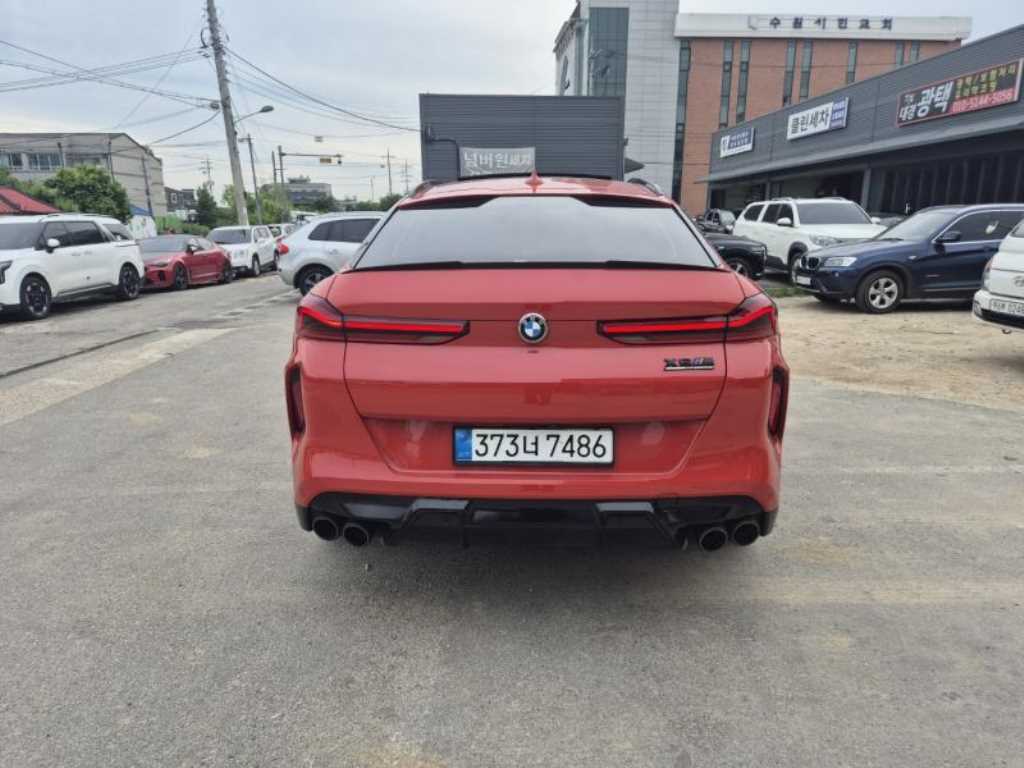 BMW X6M - Vista 4