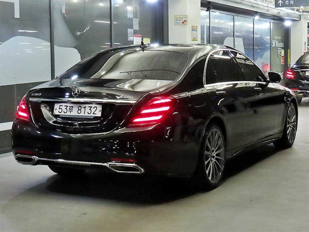 Mercedes Benz S Class - Vista 4