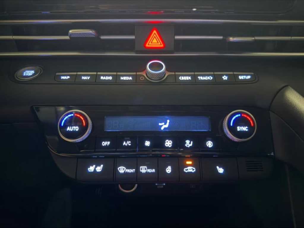HYUNDAI Avante - Vista 11