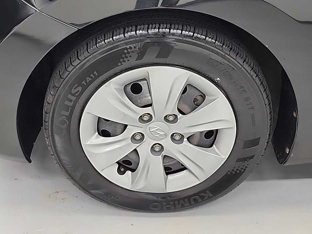 HYUNDAI Avante 2011 Negro - Importación desde Corea - HF Imports Iquique - Foto 16