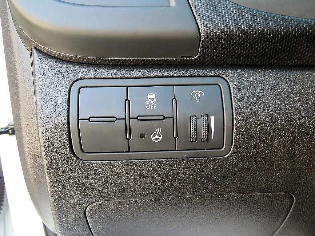 HYUNDAI Accent - Vista 12