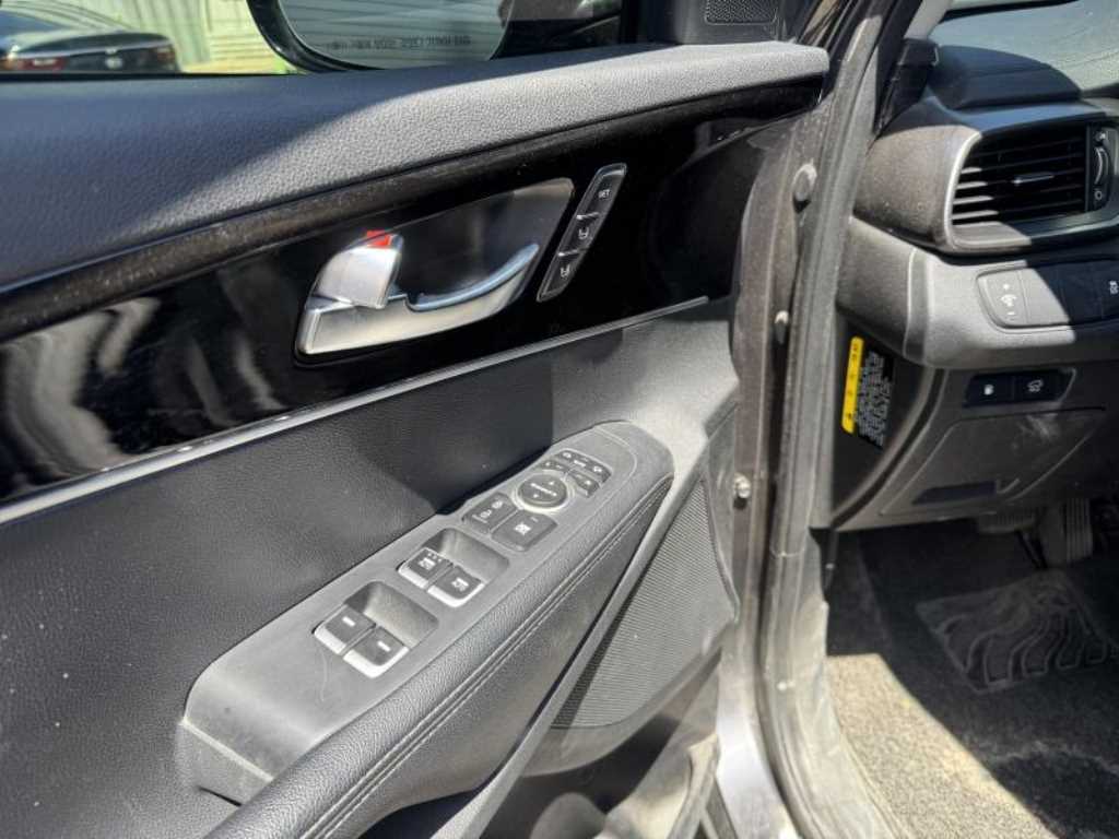 KIA Sorento - Vista 5