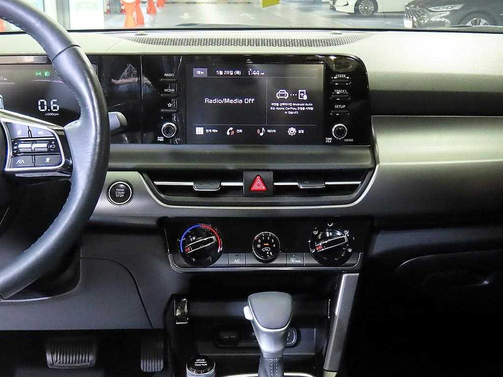 KIA Seltos - Vista 11