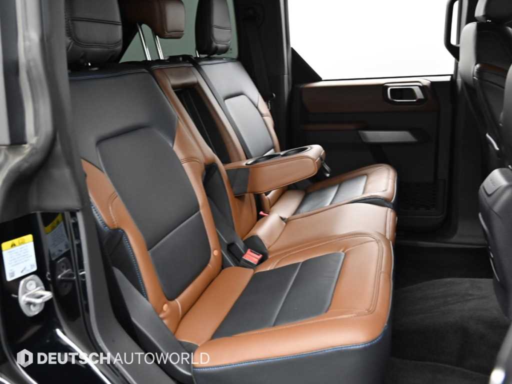 Ford Bronco - Vista 12