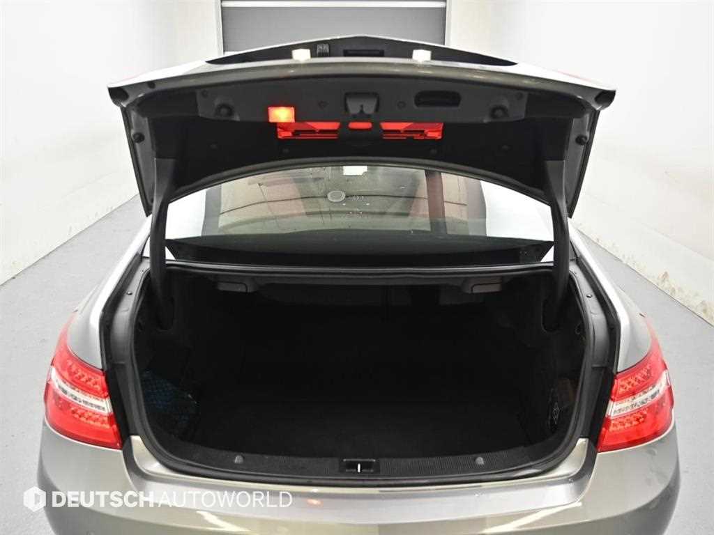 Mercedes Benz E class 2013 Gris - Importación desde Corea - HF Imports Iquique - Foto 19