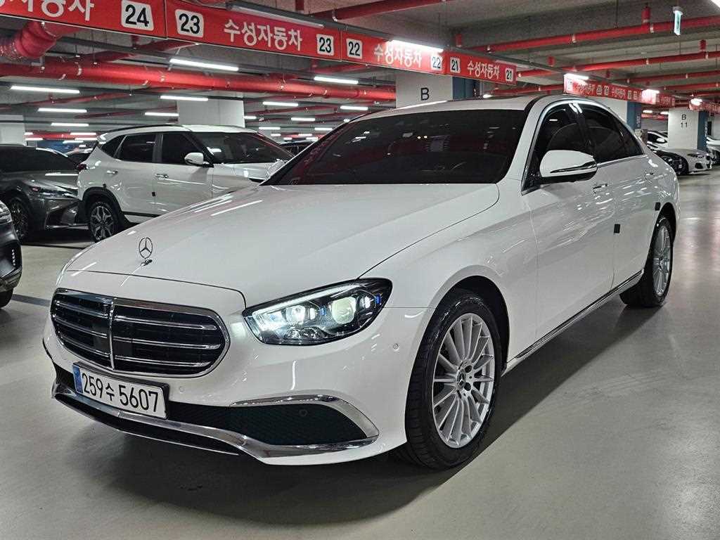 Mercedes Benz E class 2023 Blanco - Importación desde Corea - HF Imports Iquique - Foto 1
