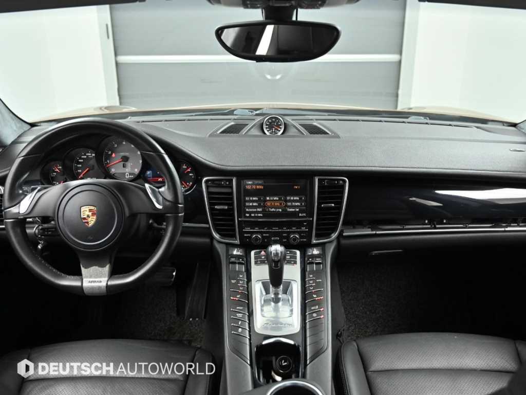 Porsche Panamera - Vista 7