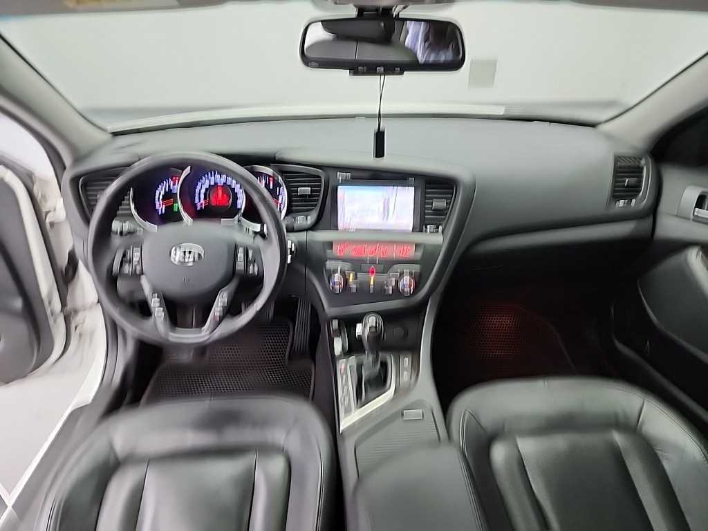 KIA K5 - Vista 7