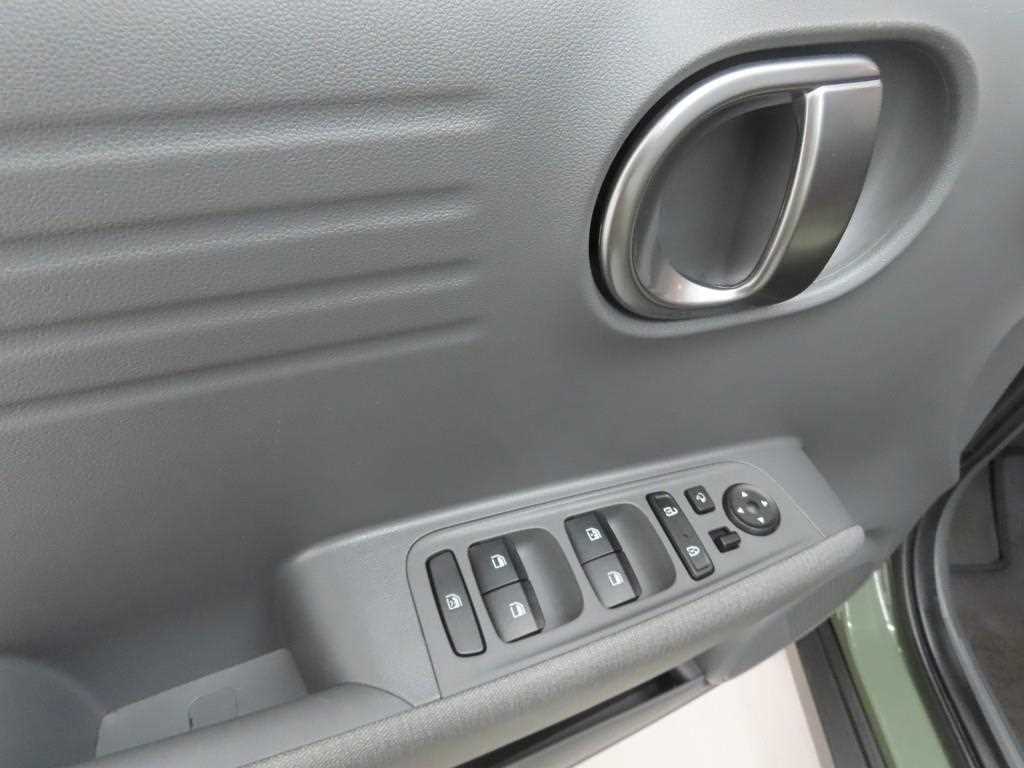 HYUNDAI Casper - Vista 9