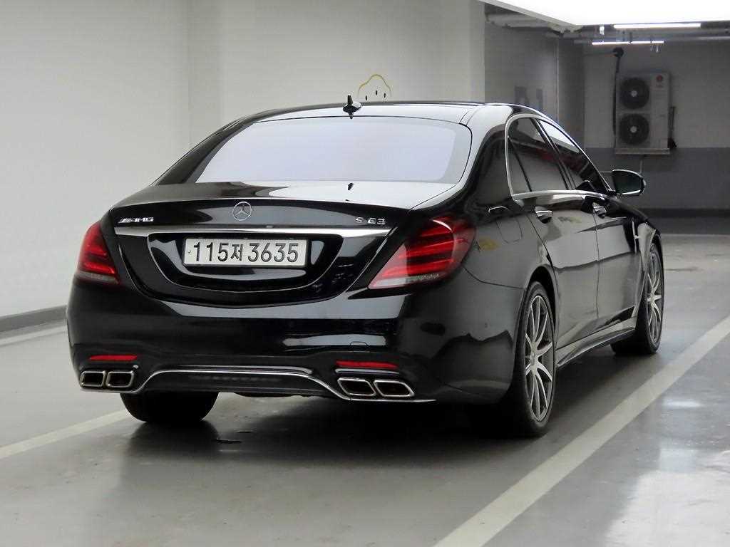 Mercedes Benz S Class - Vista 5