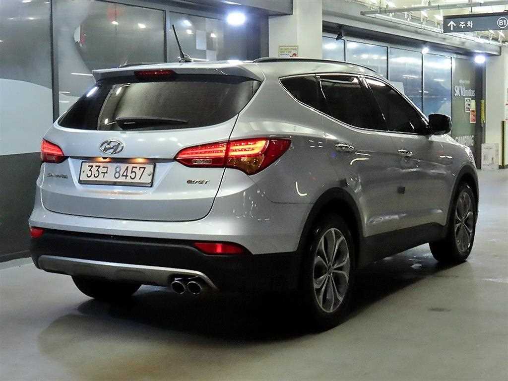HYUNDAI Santa Fe - Vista 4