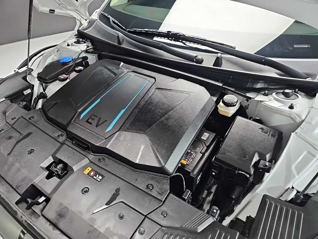 HYUNDAI Ioniq 5 - Vista 5