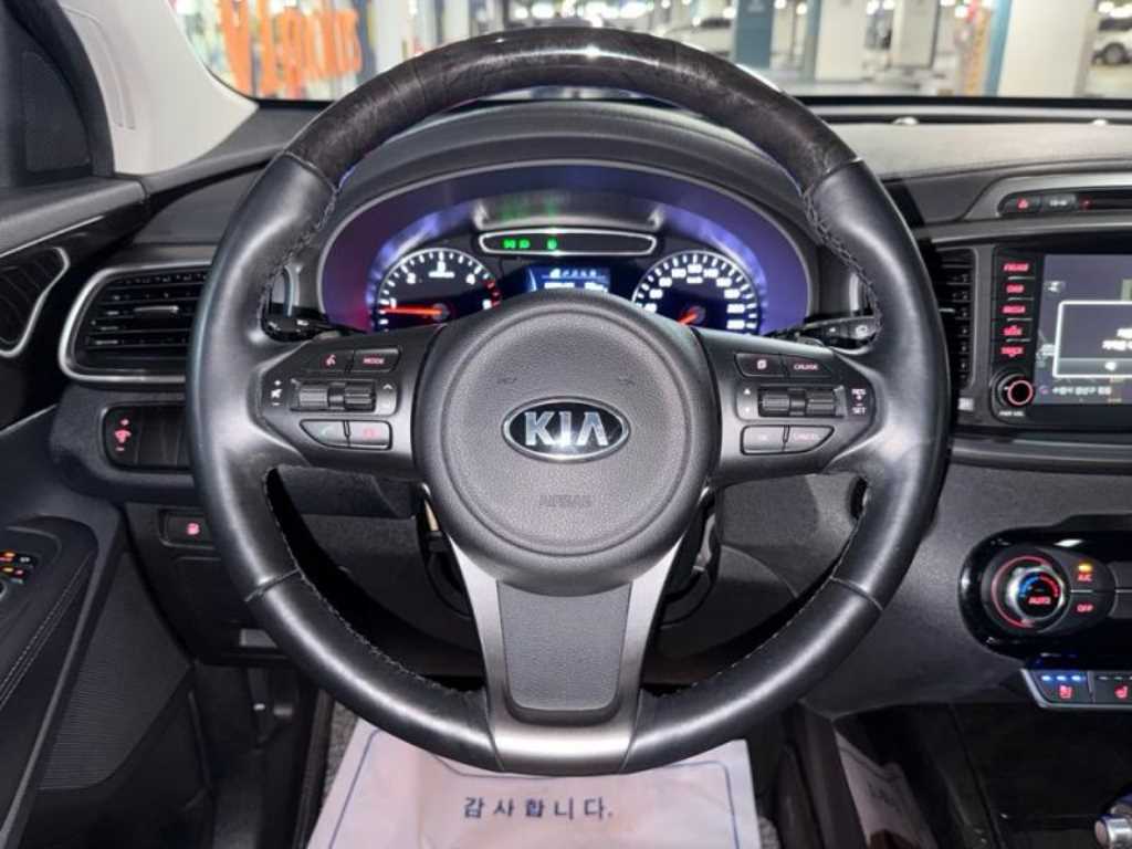 KIA Sorento - Vista 7