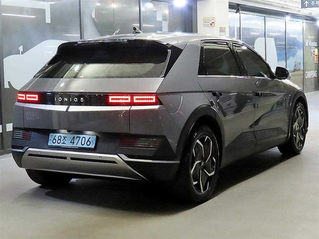 HYUNDAI Ioniq 5 - Vista 4