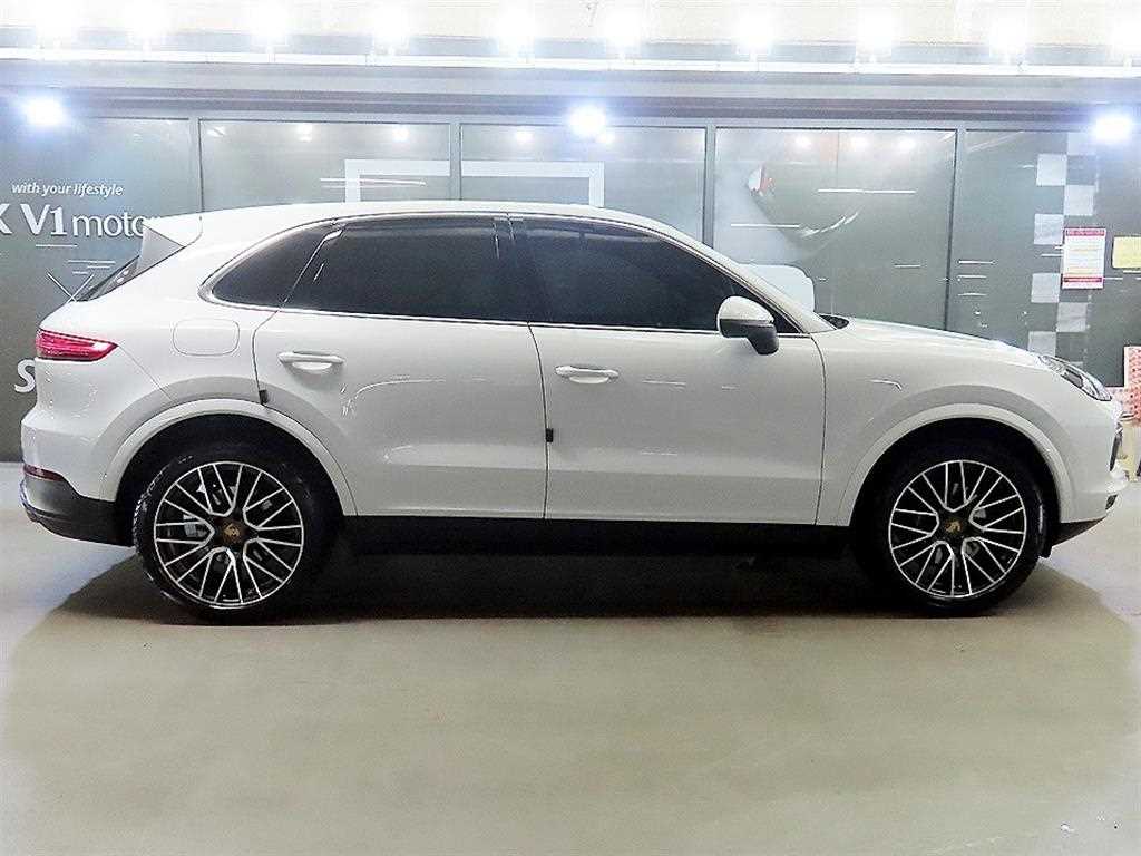 Porsche Cayenne - Vista 3