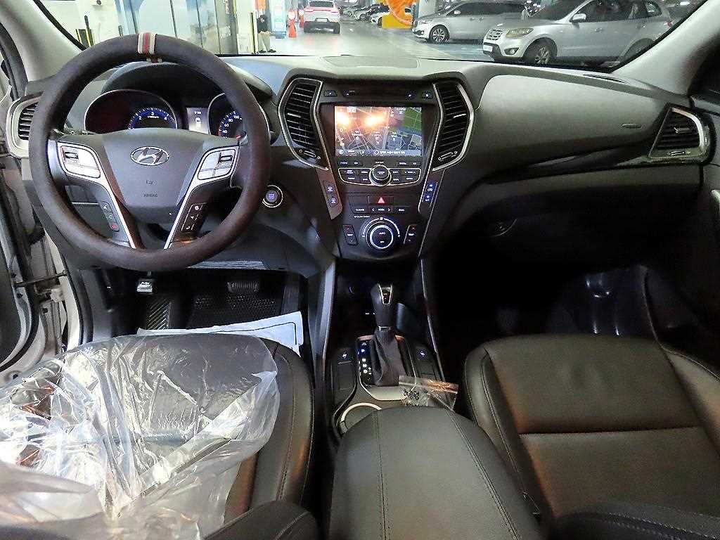 HYUNDAI Santa Fe - Vista 10