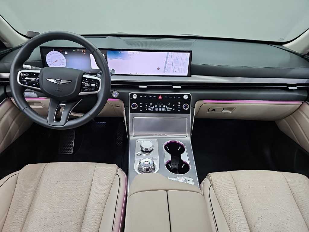 Genesis GV80 - Vista 7