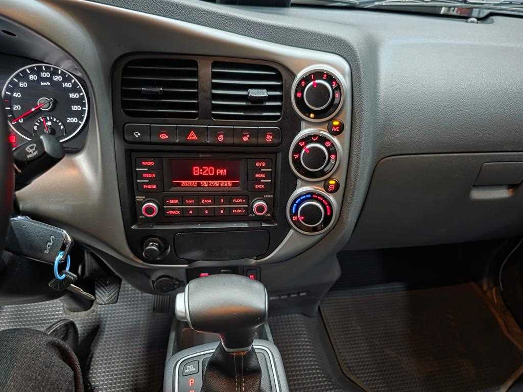 Small Truck Top_Delivery only tower car 2024 Blanco - Importación desde Corea - HF Imports Iquique - Foto 15