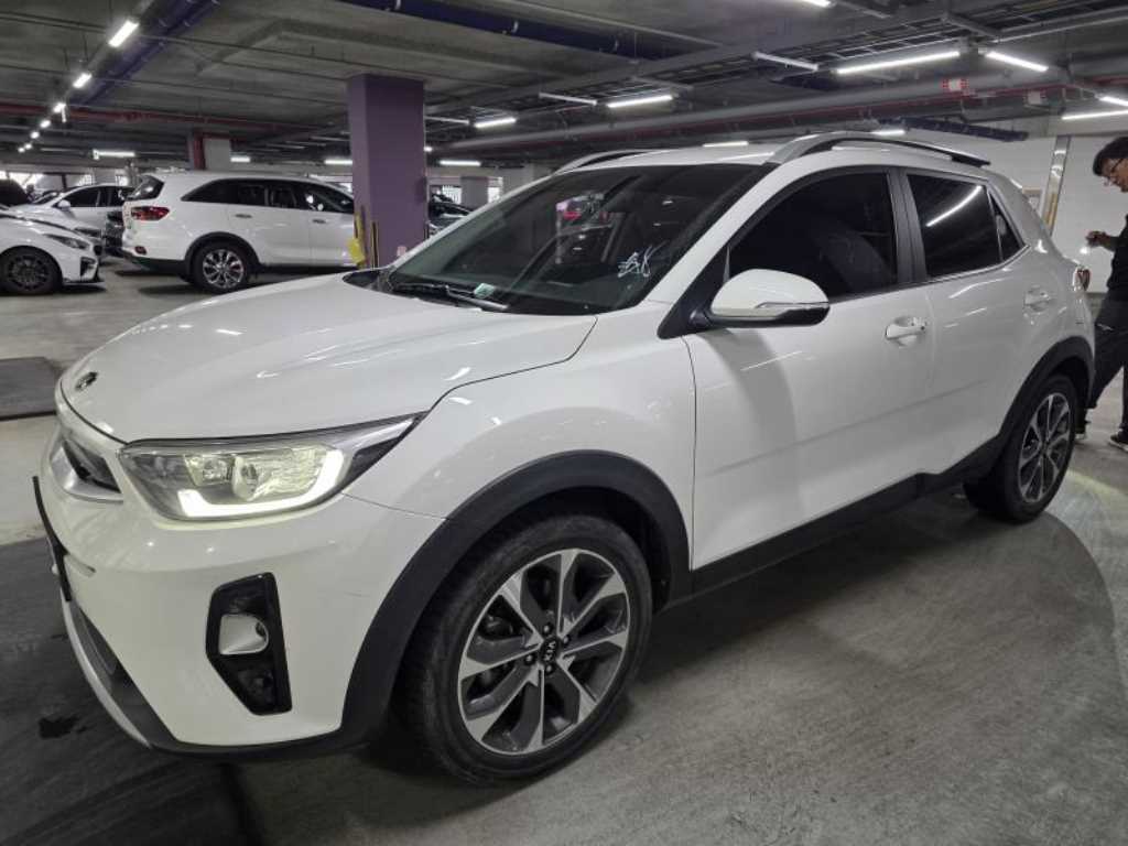 KIA Stonic - Vista 2