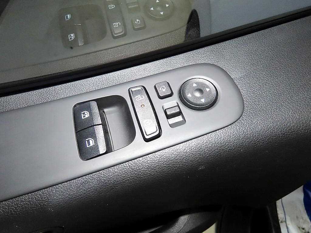 HYUNDAI Staria - Vista 11