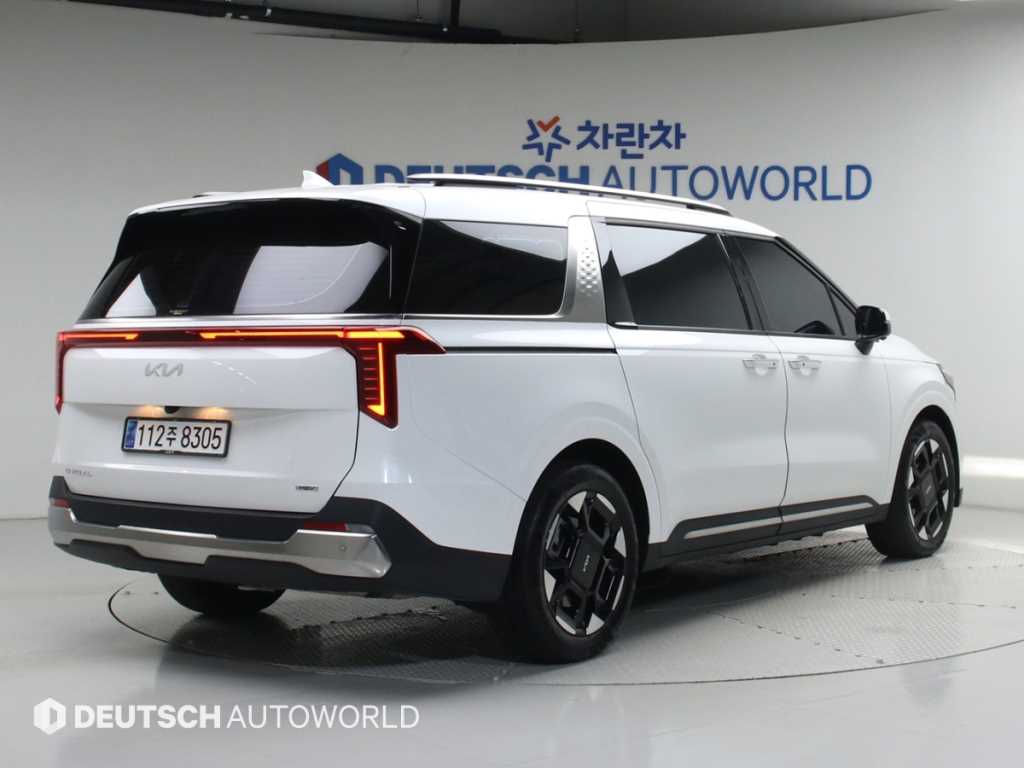 KIA Carnival - Vista 2
