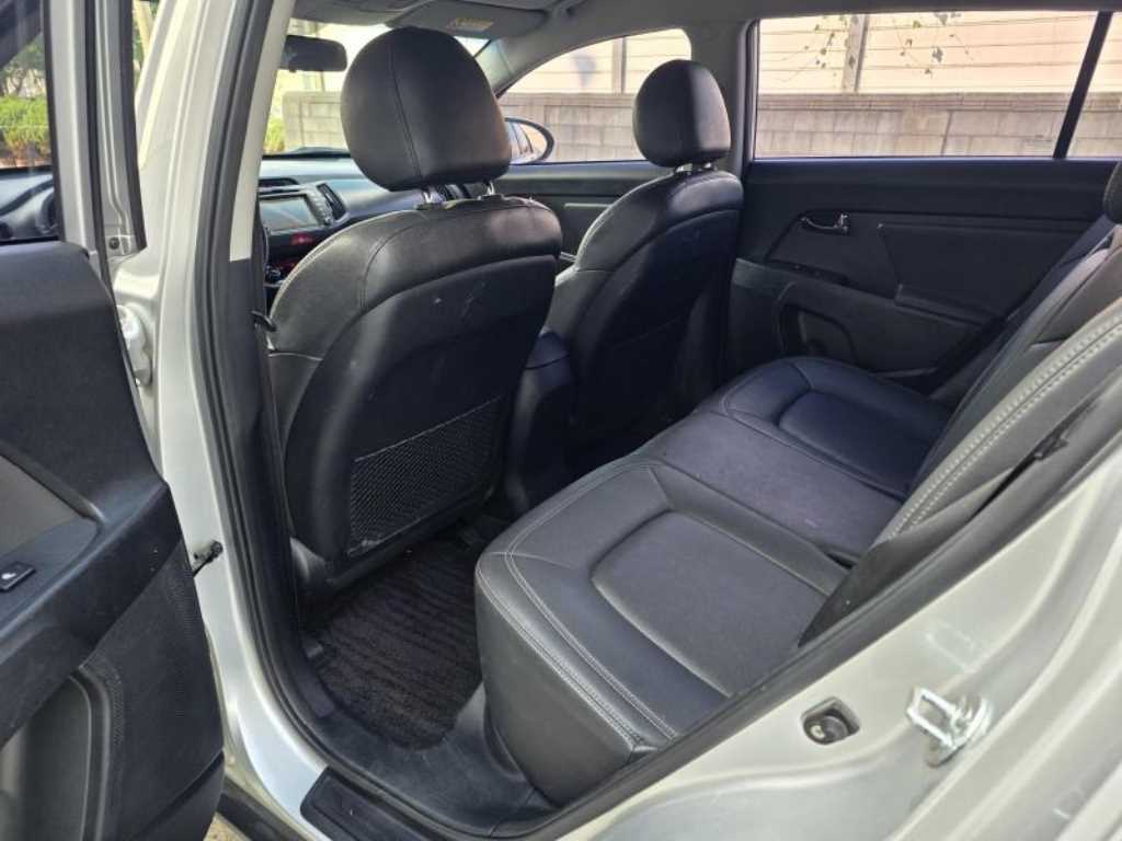 KIA Sportage - Vista 9