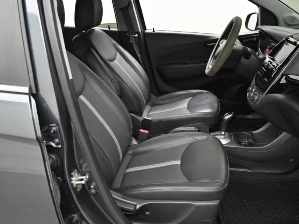 Chevrolet Spark - Vista 10