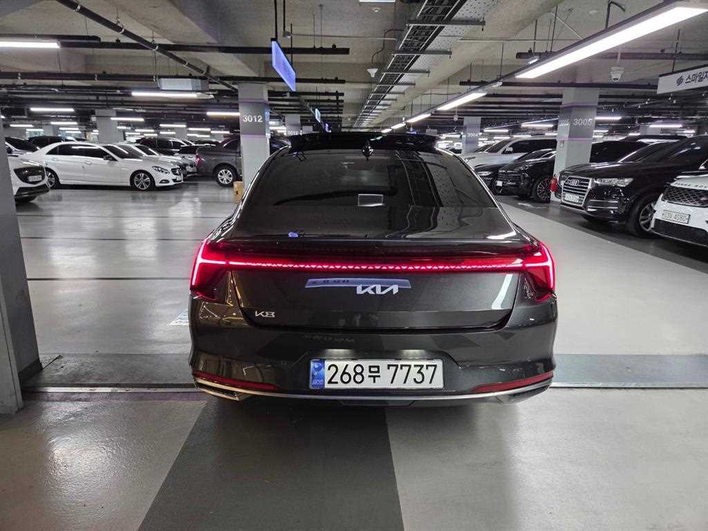 KIA K8 - Vista 3