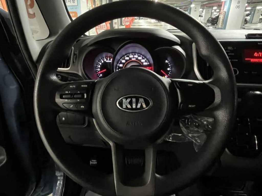 KIA Ray - Vista 12