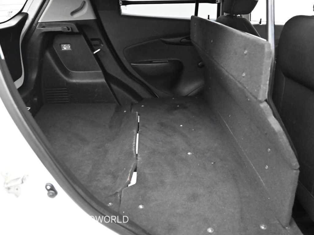 Chevrolet Spark - Vista 12