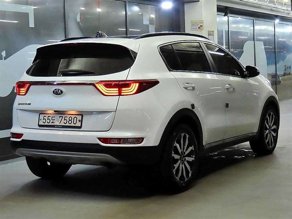 KIA Sportage - Vista 4