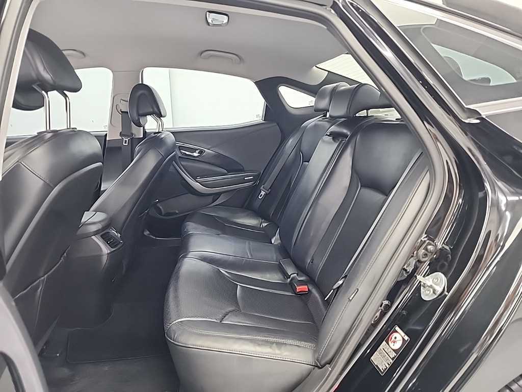 HYUNDAI Grandeur - Vista 12