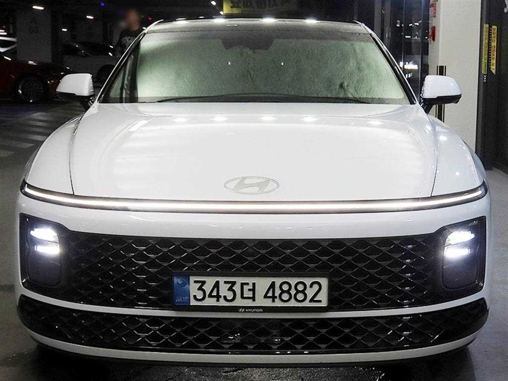 HYUNDAI Grandeur - Vista 2