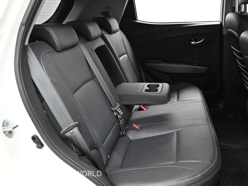 Ssangyong Tivoli - Vista 12