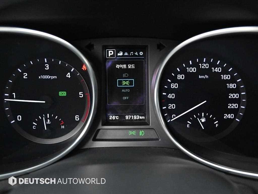 HYUNDAI Santa Fe - Vista 8