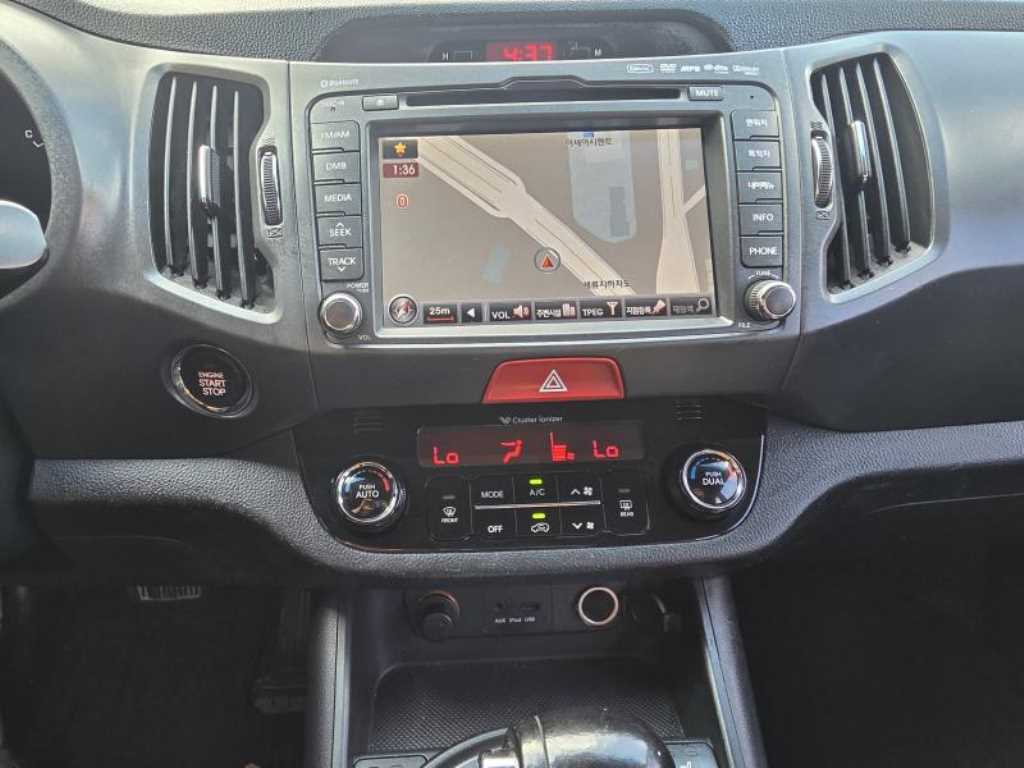 KIA Sportage 2011 Plateado - Importación desde Corea - HF Imports Iquique - Foto 15