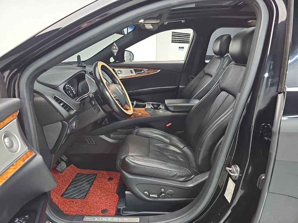 Lincoln MKX - Vista 11