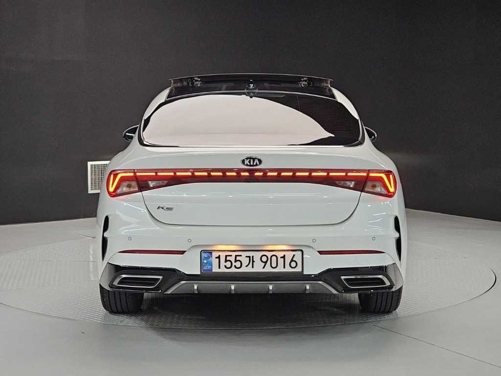 KIA K5 - Vista 3