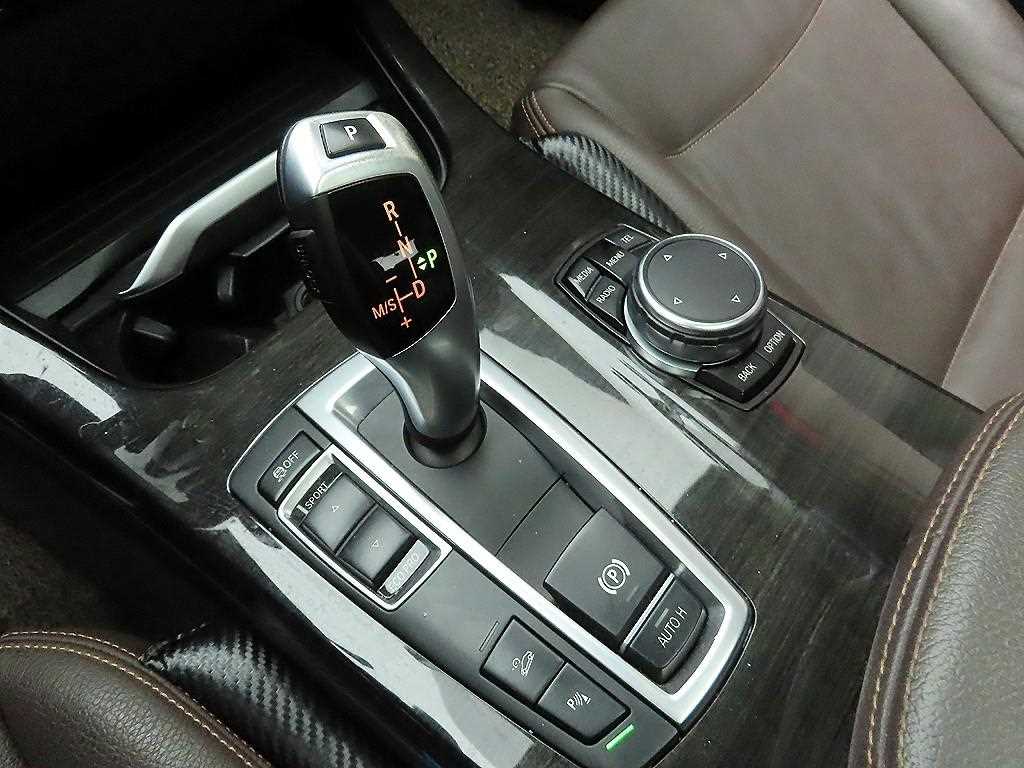 BMW X4 - Vista 10