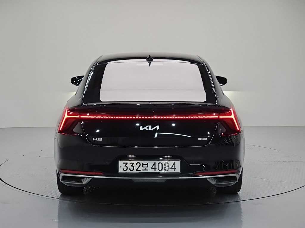 KIA K8 - Vista 3