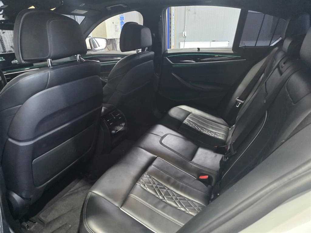 BMW 5 Series - Vista 12