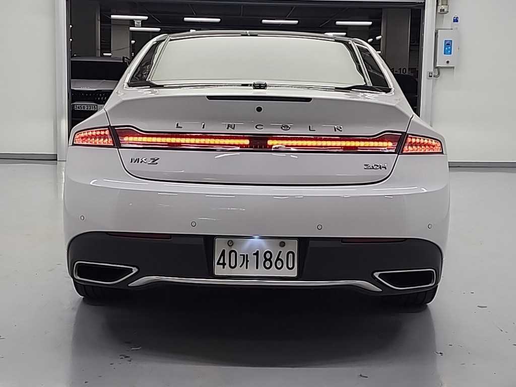 Lincoln MKZ - Vista 3