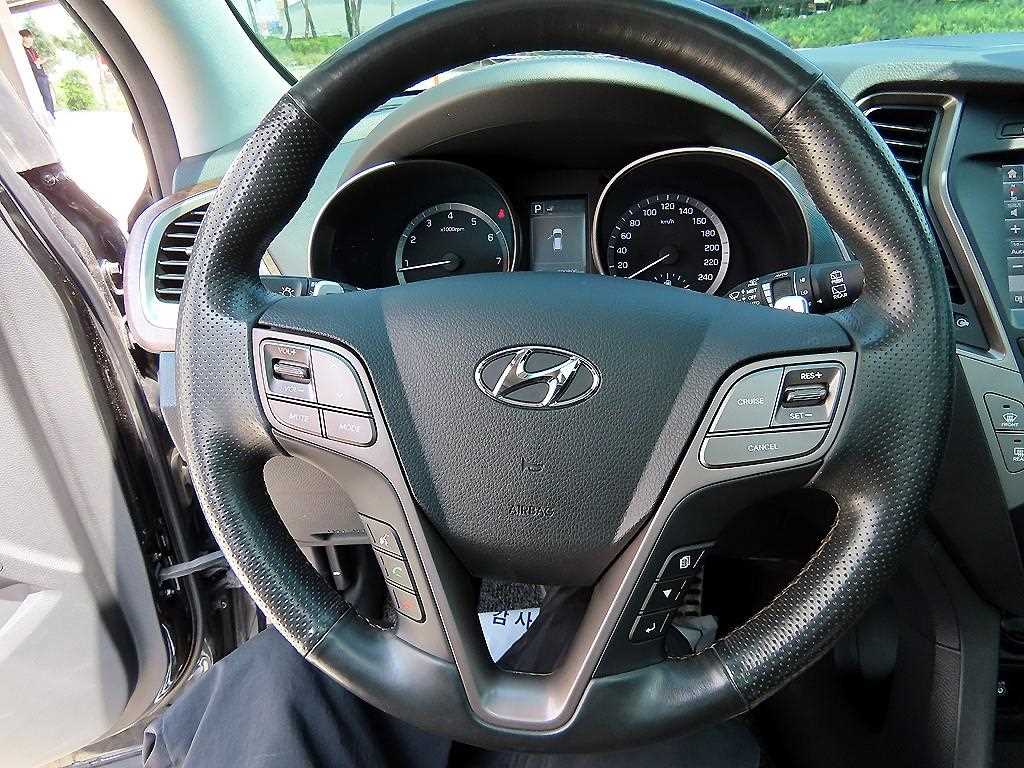 HYUNDAI Santa Fe - Vista 8